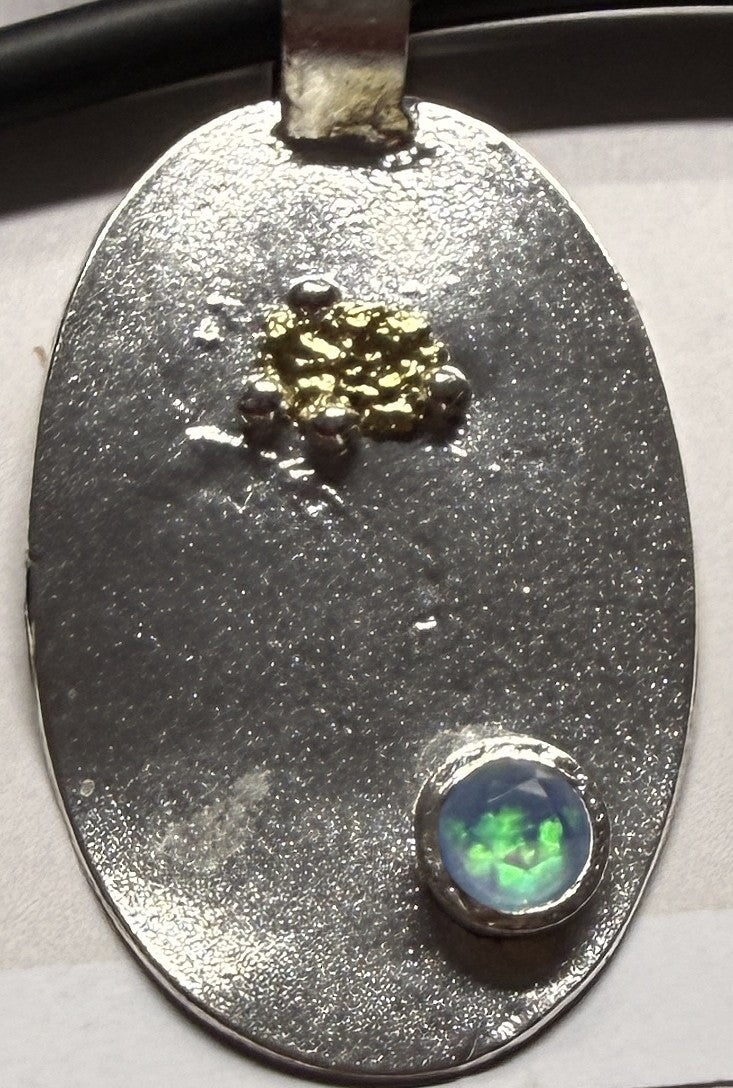Opal Gold Pendant